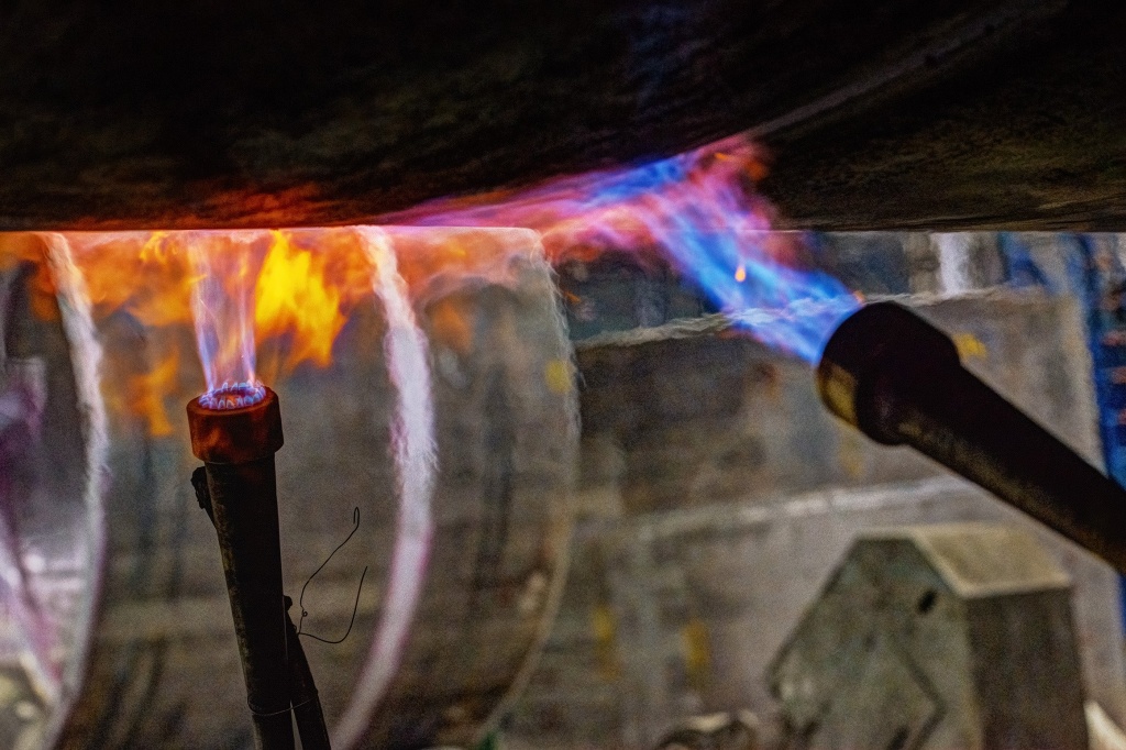 Коммерсант-твердые знаки.jpg Коммерсант-твердые знаки.jpg